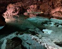 Bozkovské dolomitové jeskyně - jezero